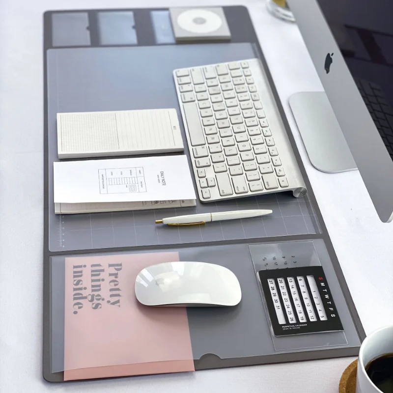 Portable Memo Pad Large Mouse  - огляд і ціна Leather Desk Pad